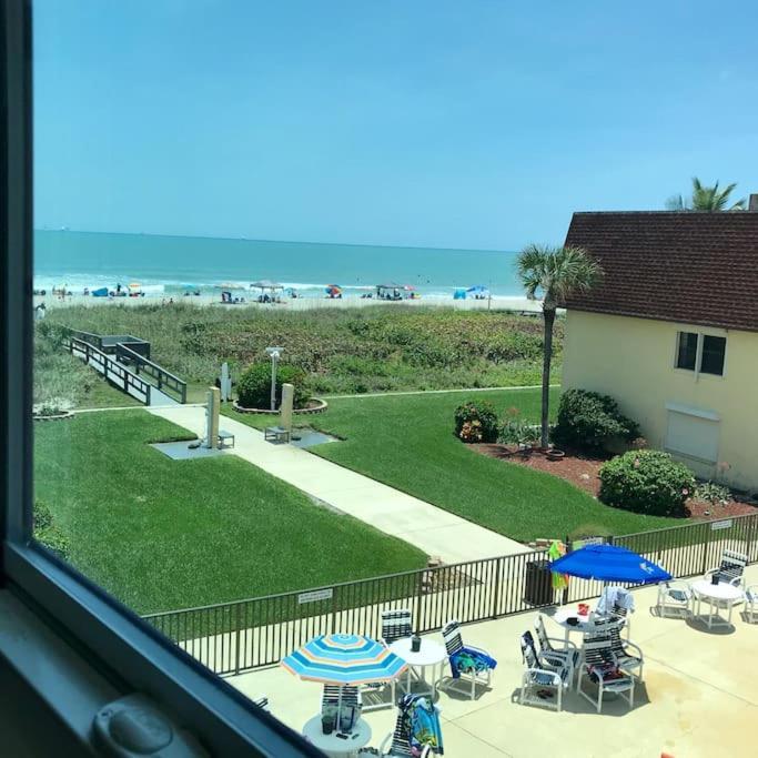 Condo By The Sea! Cocoa Beach Kültér fotó