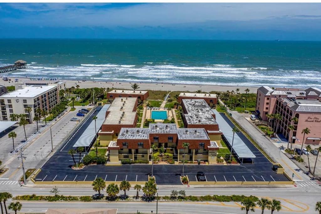 Condo By The Sea! Cocoa Beach Kültér fotó